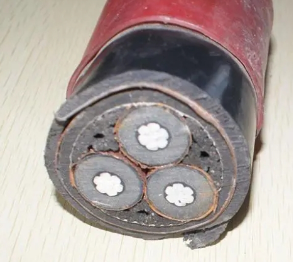 電線電纜應用廣泛,具體有什么區(qū)別?.jpg 電線電纜應用廣泛,具體有什么區(qū)別?.jpg